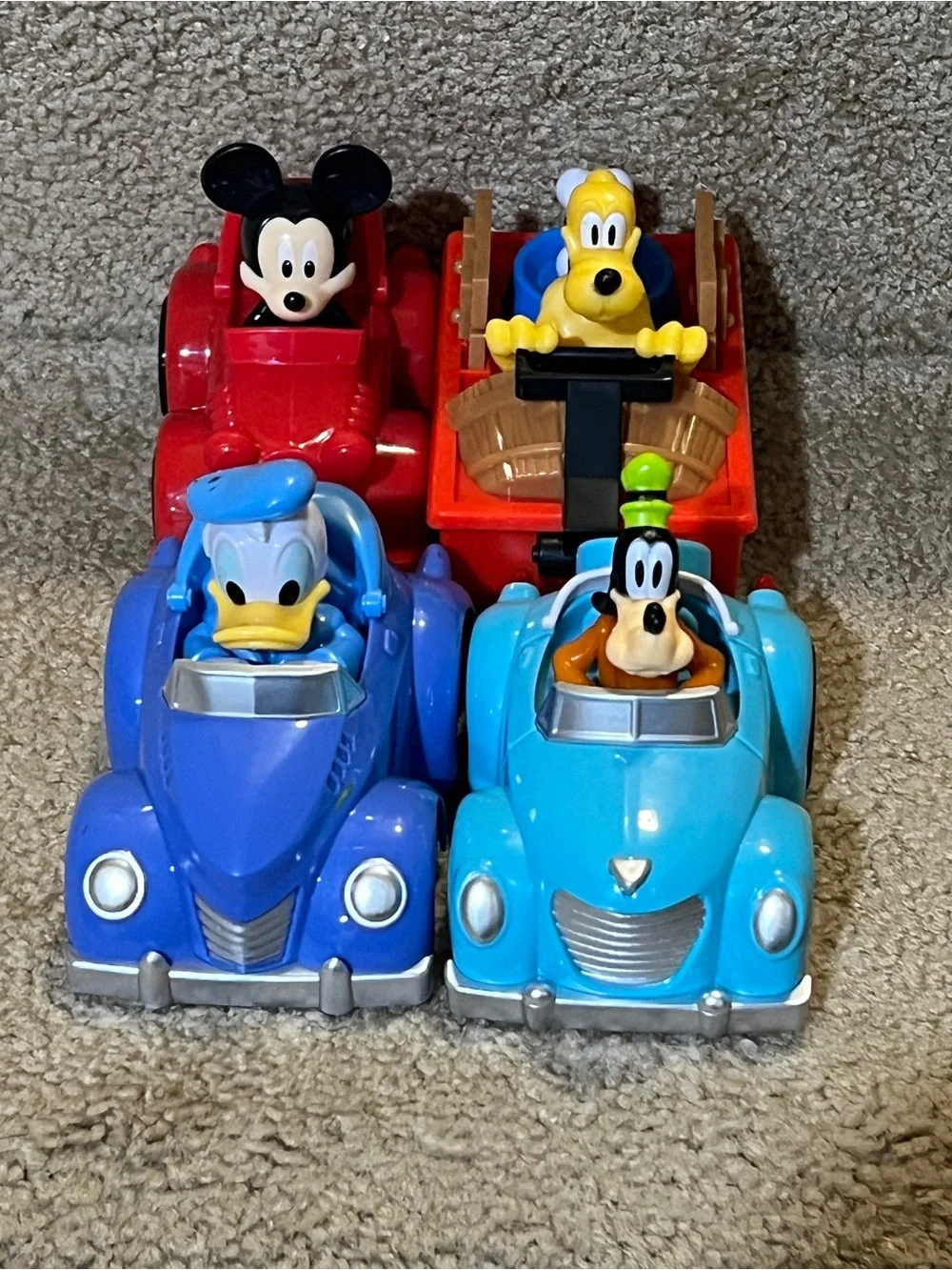 Disney pull back racer Mickey Mouse & Donald & Goofy & Pluto Cars Toy Set of 4